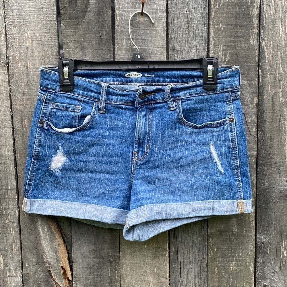 𝅺old Navy Boyfriend Denim Shorts size 4